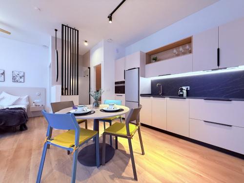 Loft 6 Ejecutivo premium y luminoso by VidaCalma