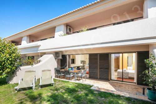 813 Alporchinhos, Porches