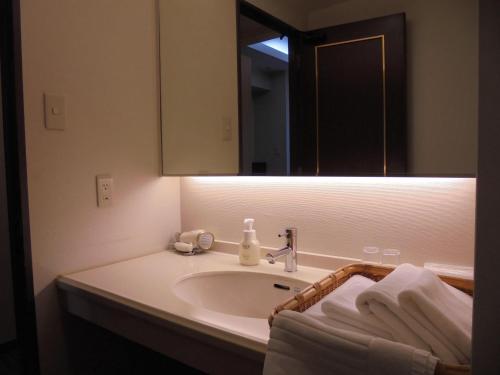 Bathroom sa Spa & Sauna Hotel Hitachi Plaza
