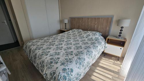 Le Syracuse - T2 - balcon vue mer - piscine - Parking