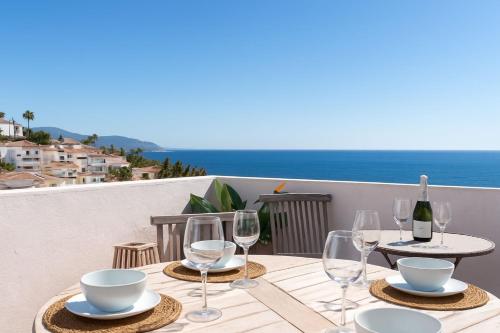 Casa Lavanda - Holiday Home with Sea Views, Private Terrace & Pool