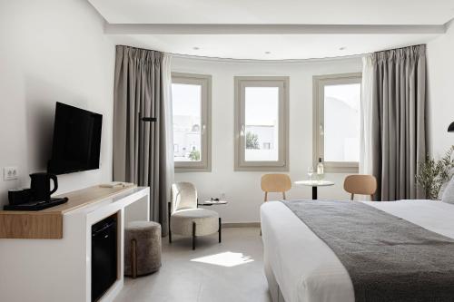 Filomare Oia Suites