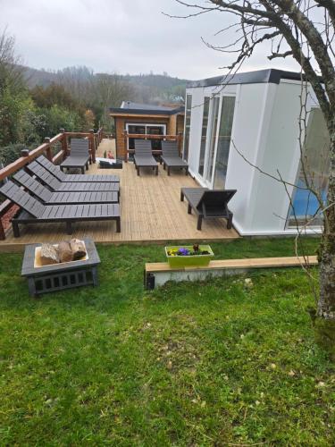 Maison familiale piscine jaccuzzi