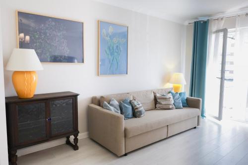 Apartamenty Bryza - Osiedle Dębina - Parking - Balkon