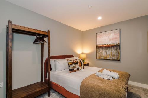 Stylish 2 Bed Apt by Royal Albert Dock & M&S Arena photo 3