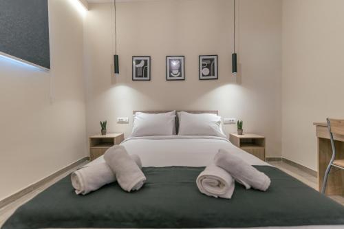 Aurora apartments Room 1