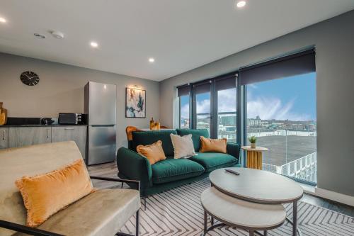 Stylish 2 Bed Apt by Royal Albert Dock & M&S Arena photo 31
