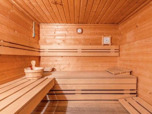 Chalet spacieux à Châtel pour 14 personnes avec sauna
