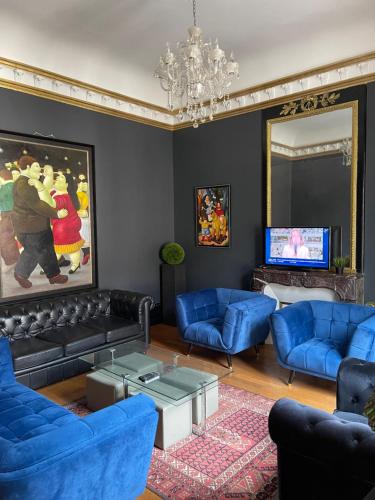 Apparemment rue lamonnoye 1 er etage