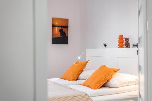 3 Rooms Comfort Capybara Apartment Free Parking by CityBeat