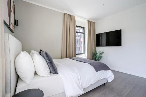 Oak Suite · District 4