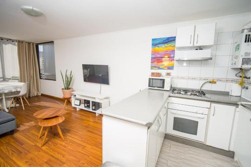 Kuchyňa alebo kuchynka v ubytovaní Edificio Royal Marine