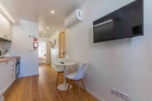 Foto White Angel by Portas do Sol Apartments 3