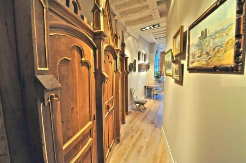 Charming Two Bedroom with AC At Notre - Dame