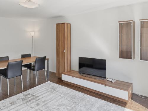 Modern 1BR in the city center - Flower 41