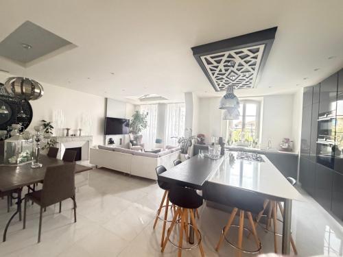 Appartement Haut Standing 5 pièces Cannes centre