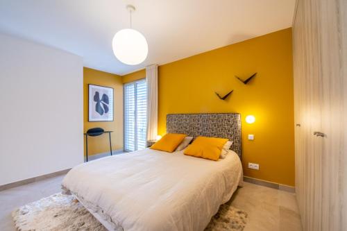 Luxury Apartment In A Residence In Saint Tropez