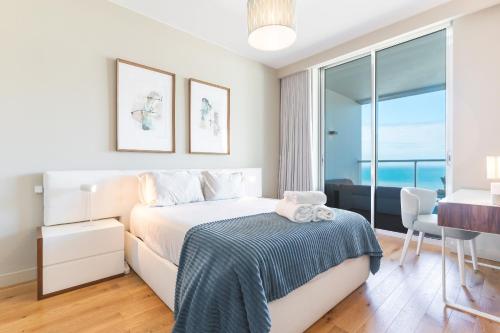 Pearl View by Atlantic Holiday