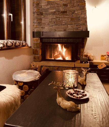 Chalet with stunning views, ideally located, deer nearby, ideal for families, not suitable for groups