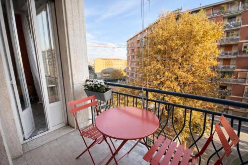 Bright Apartment [Giambellino-Navigli-Tortona]