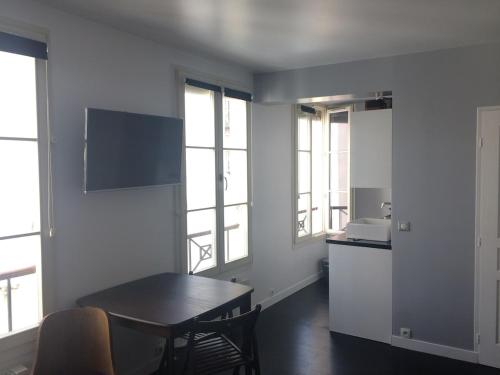 Lovely studio in Ste-Marthe village
