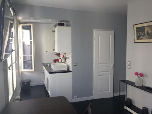 Lovely studio in Ste-Marthe village