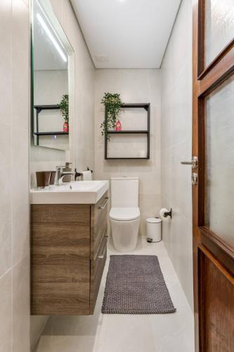 Modern 3Bedroom by Metro Easy to Porto