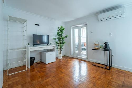 Oporto Maria Pia With Terrace Suite 4