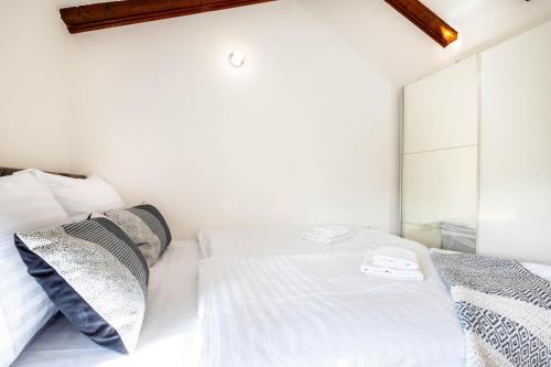Olea Mare - NEW 2026 Seaside Retreat