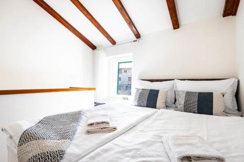 Olea Mare - NEW 2026 Seaside Retreat