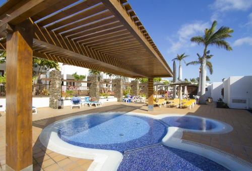 Playa Flamingo B