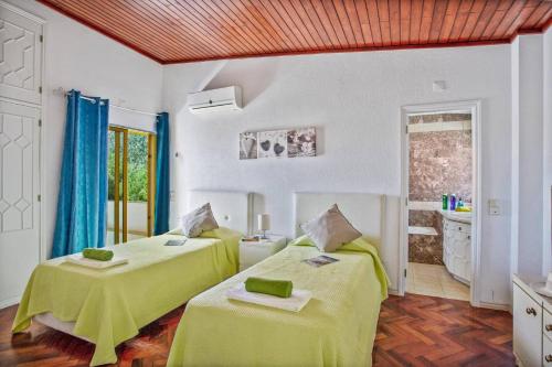 Villa Miralago by Villa Plus
