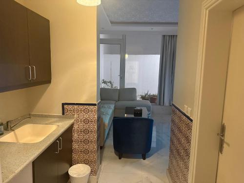 Kylpyhuone majoituspaikassa فلل الخالدية