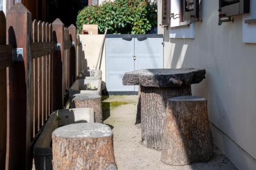 Charming Courtyard Apartmet