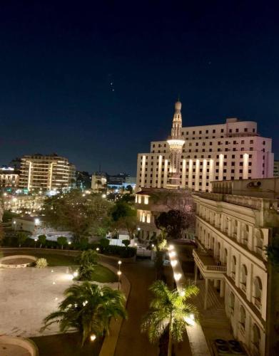 Grand Royal Hotel Downtown