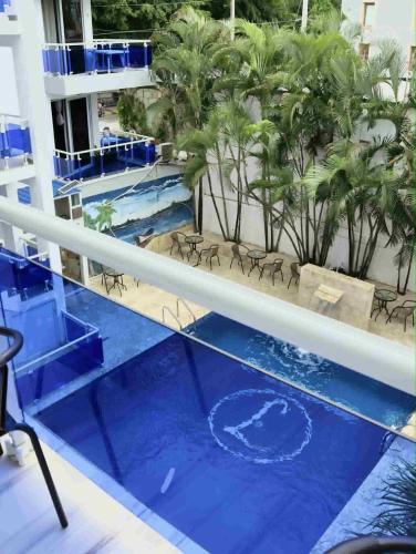 Well-located condo 3-minute walk to the beach 202