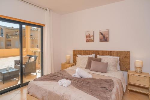 Terrace View - Estrela Apartment