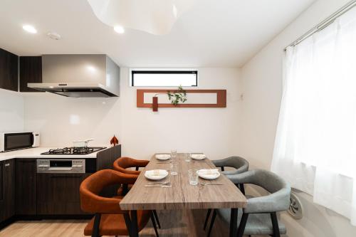 promotion 新宿别墅 全新3层楼独栋别墅 家的感觉 3卧室1厅 最大7人Brand new 3-story detached villa with a homey feel 3 rooms max 7P 近商圈 设备齐全 直达新宿 银座 涉谷 上野 表参道 品川