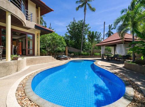 Gallery image of 4 Bedroom Sea View Villa TG48 on Beach Front Resort SDV288-By Samui Dream Villas in Thong Son Beach