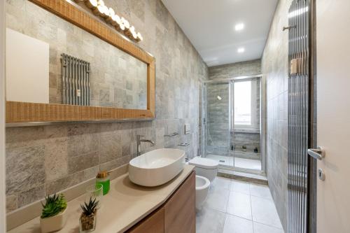 Skyline Penthouse - Terrazzo Panoramico & Metro 5min