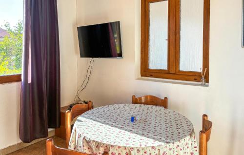 2 Bedroom Amazing Apartment In Rab