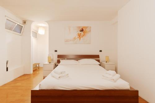 GuestHost - Central Apartment on two levels