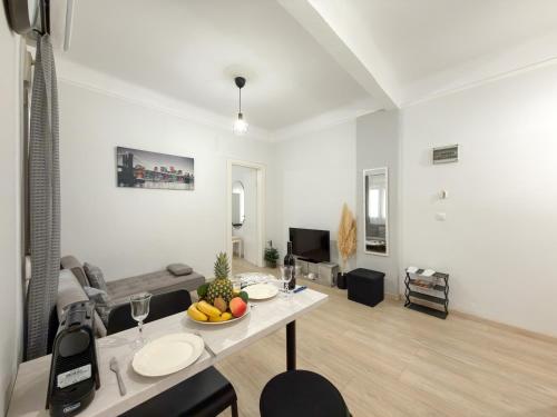 Stylish Retreat in the Heart of Thessaloniki