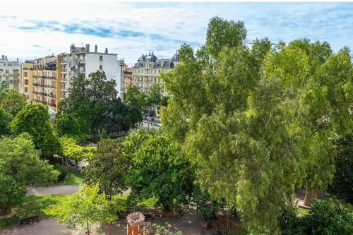 Nice City Center 2 Bedrooms Balcony Air Conditioning