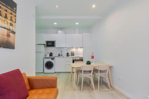 Gama Apartment, By Home Match
