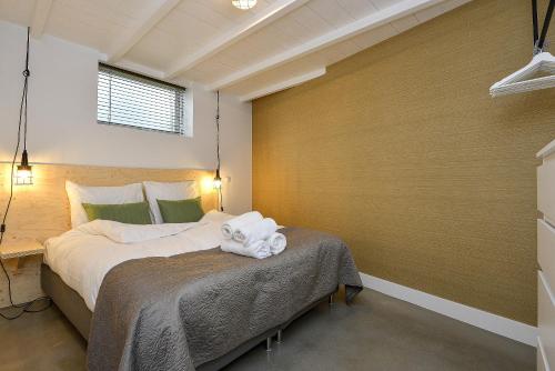 Легло или легла в стая в Endless Summer Beach Apartments