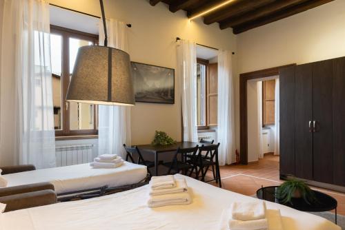 Elegant Prefetti Home