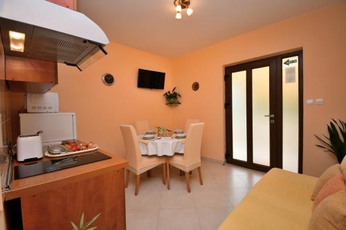 Apartment Porec (228-1)