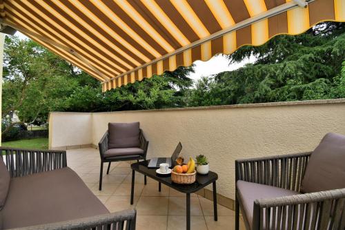 Apartment Porec (228-1)