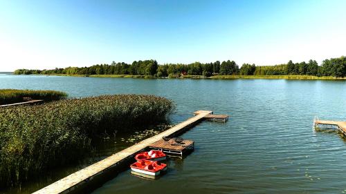 Makosieje Resort-20m od brzegu,prywatna plaża,wi-fi ,widok na jezioro